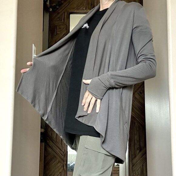 Athleta Pranayama Cardigan XS Grey Long Sleeve Open Front Thumbholes - Picture 2 of 8